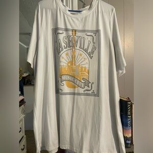 Women’s Nashville shirt 2x bought from shein
